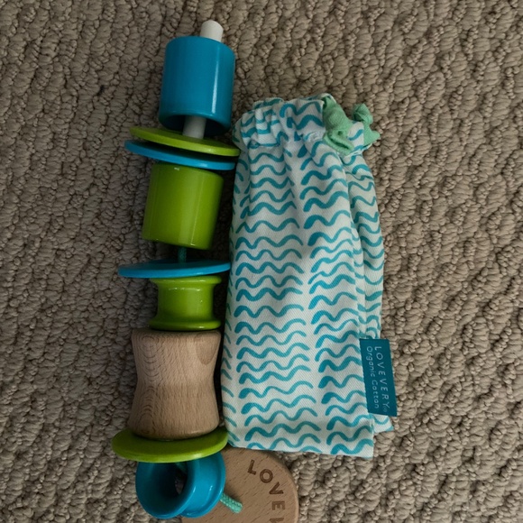 Lovevery Threadable Beads Montessori Toy Kit - Picture 2 of 4